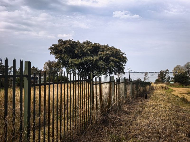 Prime Corner Stand with Uninterrupted Vaal Dam Views - Photo 9