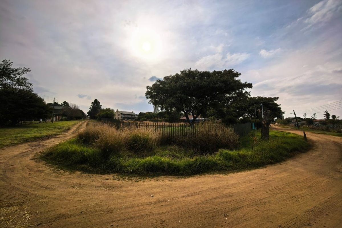 Prime Corner Stand with Uninterrupted Vaal Dam Views - Photo 2