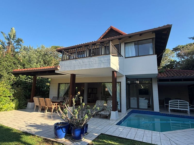 To let in Zimabli, furnished 3 bedroom family home with pool. - Photo 1