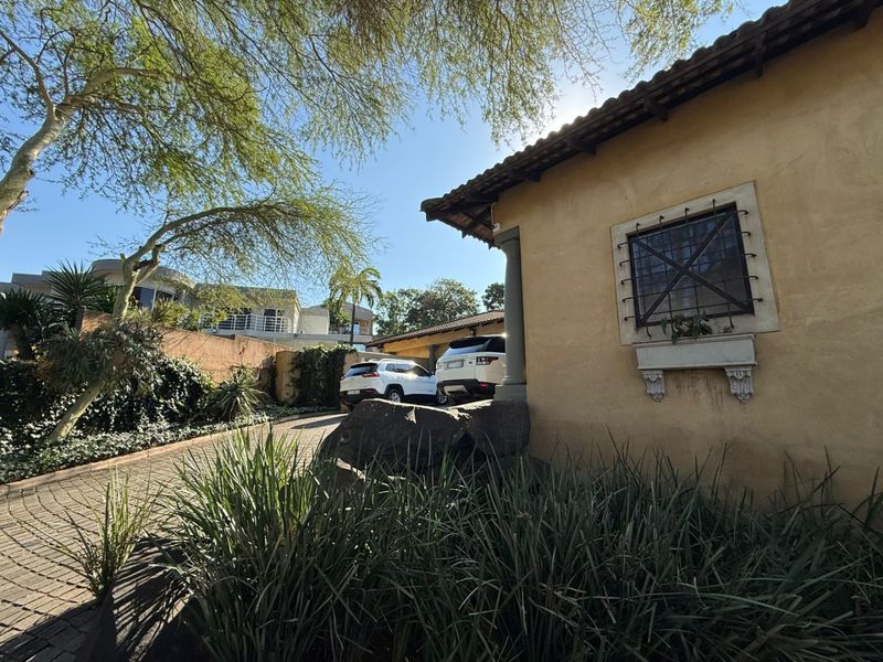 To let in Umhlanga, 4 bedroom pet friendly house with pool. - Photo 7