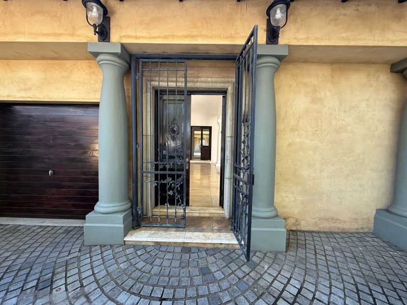 To let in Umhlanga, 4 bedroom pet friendly house with pool. - Photo 3
