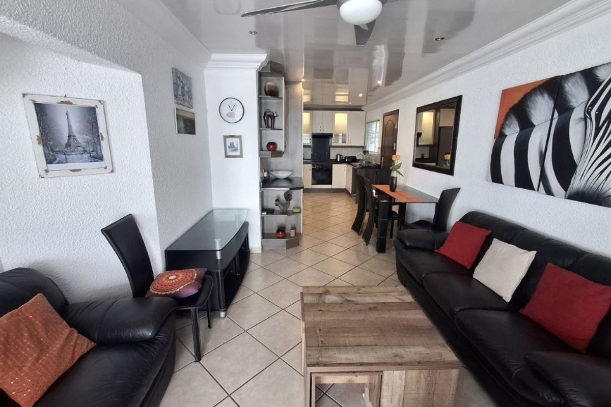 Prime Beachfront Apartment With Uninterrupted Ocean Vistas And Direct Beach Access!!!!!    - Photo 4