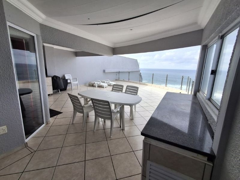 Prime Beachfront Apartment With Uninterrupted Ocean Vistas And Direct Beach Access!!!!!    - Photo 10