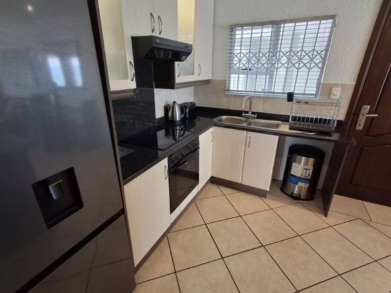 Prime Beachfront Apartment With Uninterrupted Ocean Vistas And Direct Beach Access!!!!!    - Photo 7
