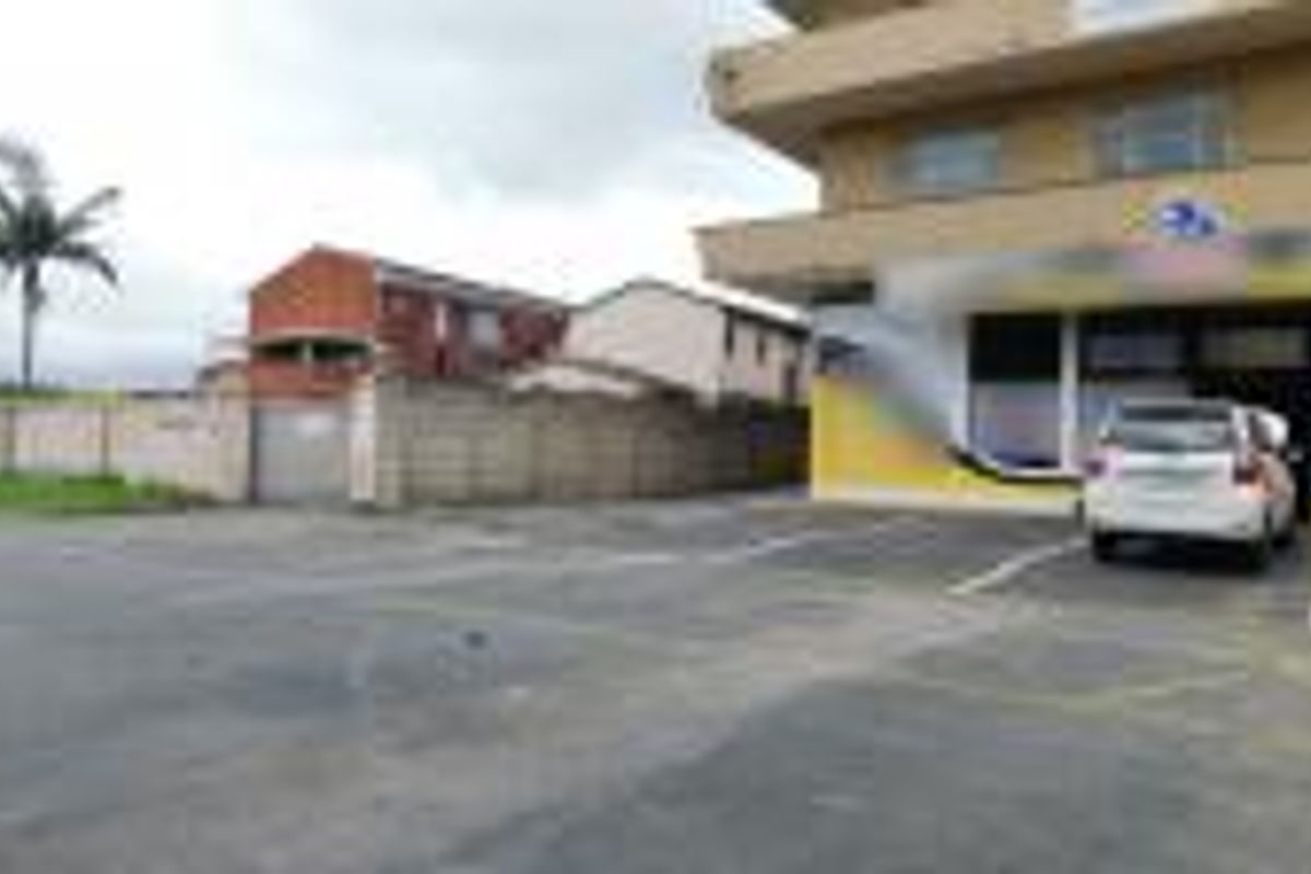 Central Pinetown 1 Bedroom apartment - Photo 3