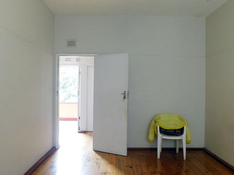 Central Pinetown 1 Bedroom apartment - Photo 6