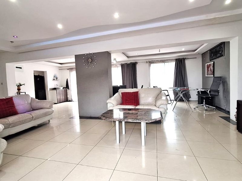 GREAT STARTER HOME - Photo 2