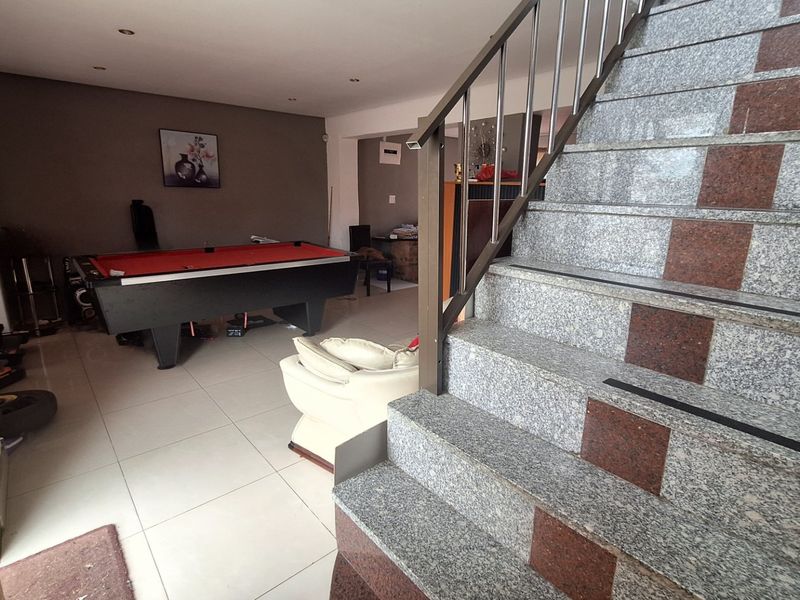 GREAT STARTER HOME - Photo 2
