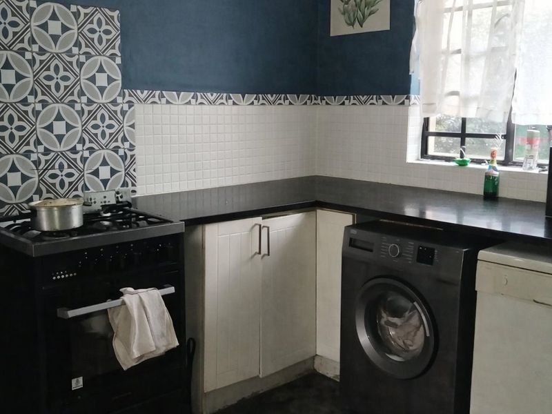 Well priced! no Transfer Duty! - Photo 4