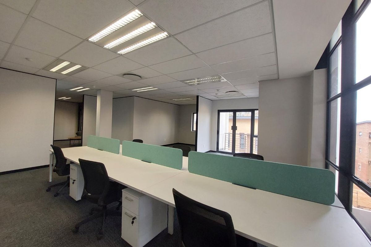 MOVE-IN READY FURNISHED OFFICE IN RIVONIA - Photo 3