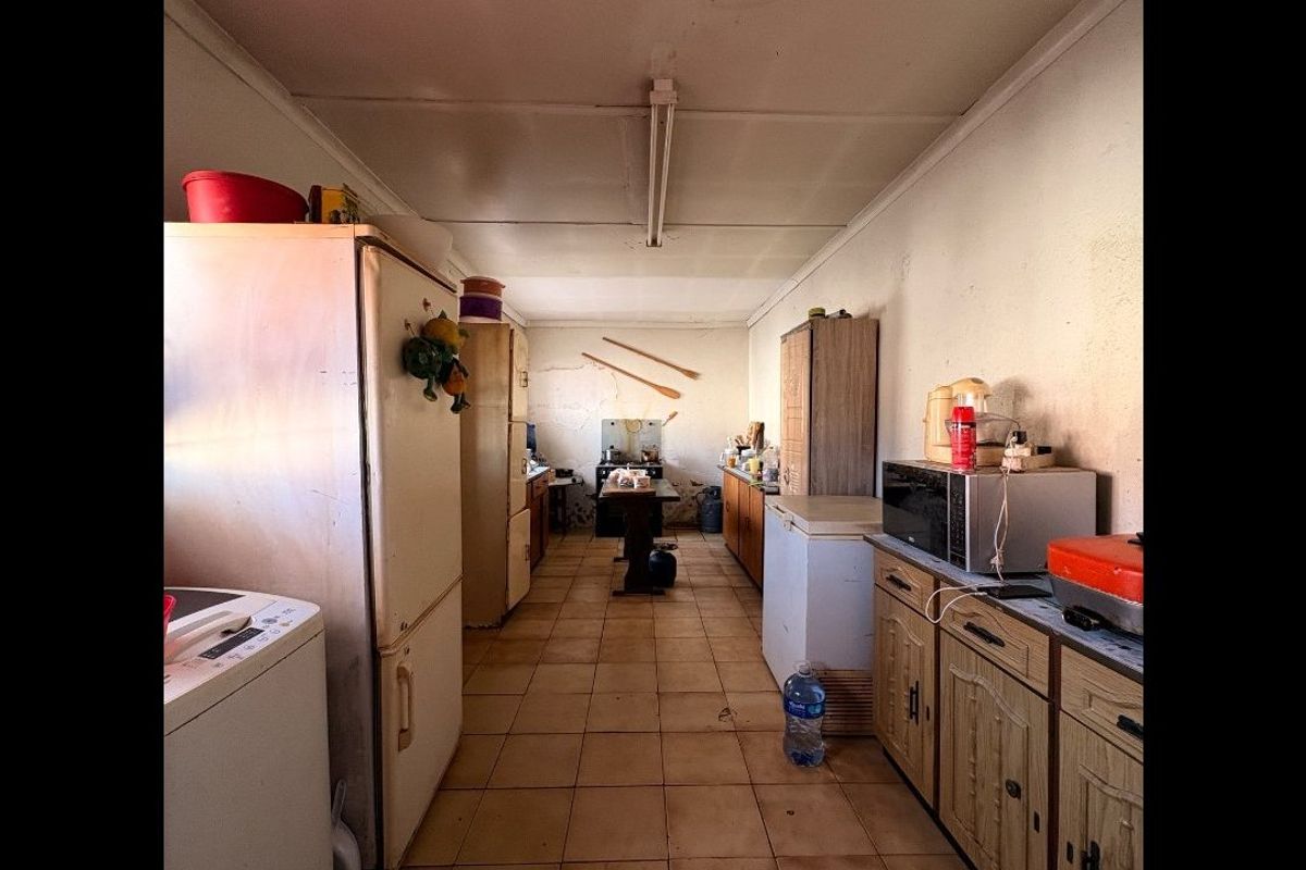 Investment Opportunity with Endless Potential in Elandia, Klerksdorp! - Photo 5
