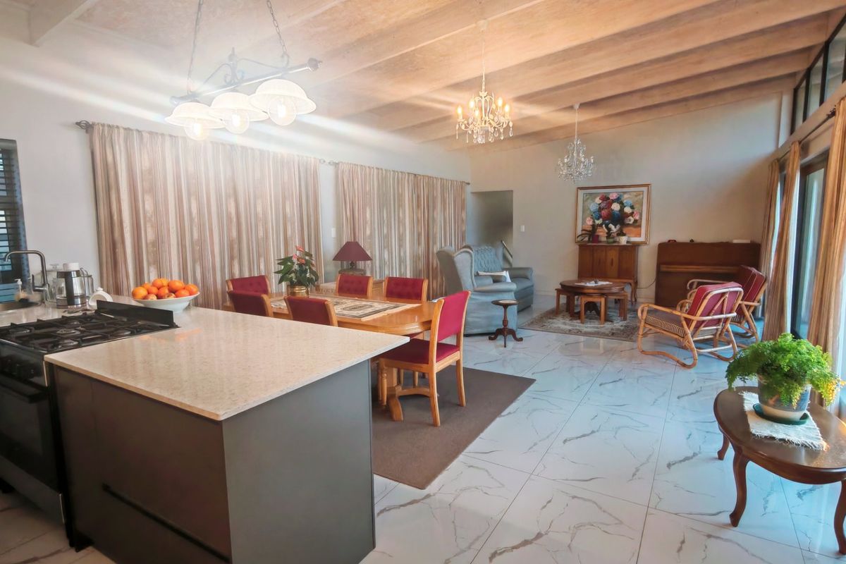 Elegant Family Duet with Scenic Views & Style! - Photo 5