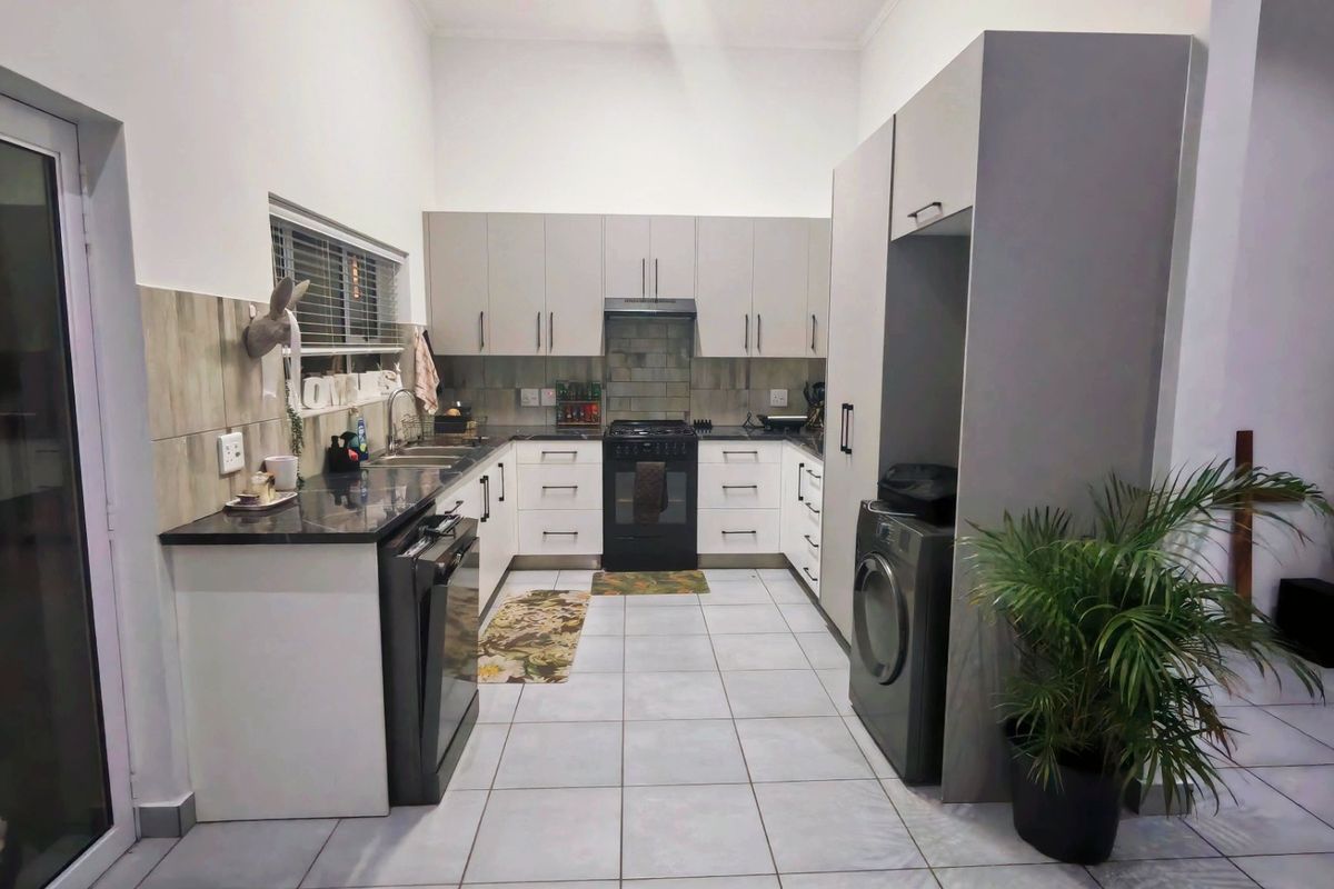 Prime, open plan investment property in Hartenbos Heuwels! - Photo 5