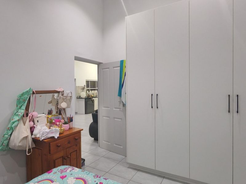 Prime, open plan investment property in Hartenbos Heuwels! - Photo 10