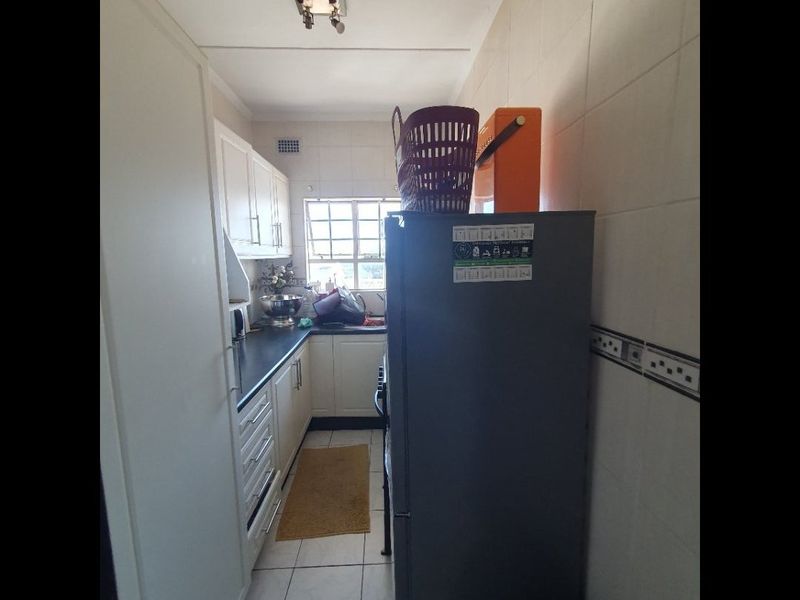 Secure 1-Bedroom Apartment Near Musgrave Centre - Photo 9