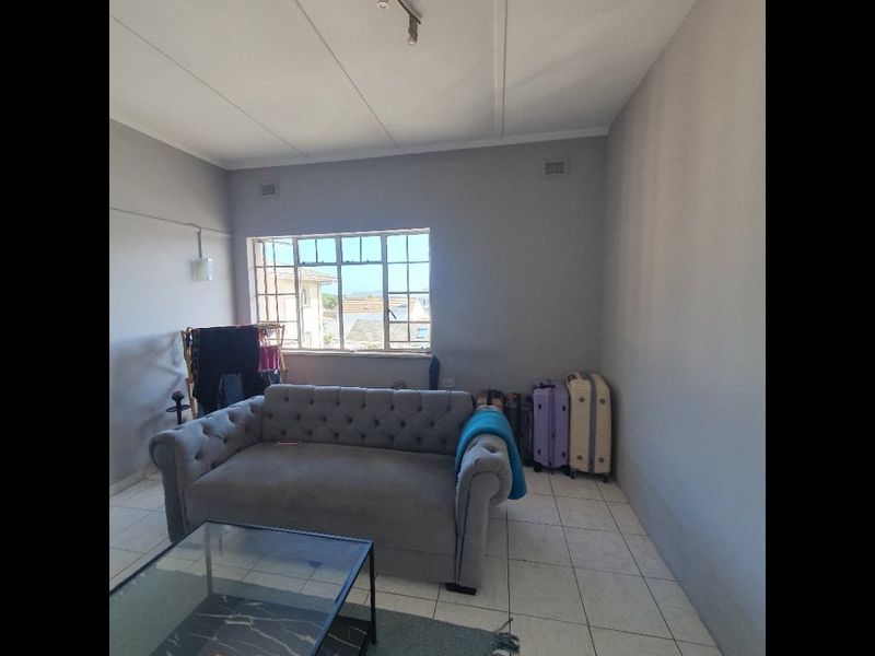 Secure 1-Bedroom Apartment Near Musgrave Centre - Photo 4