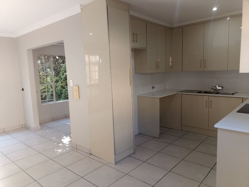 Modern Studio Apartment To Rent | La Montagne, Pretoria | R8 000 per Month - Photo 10