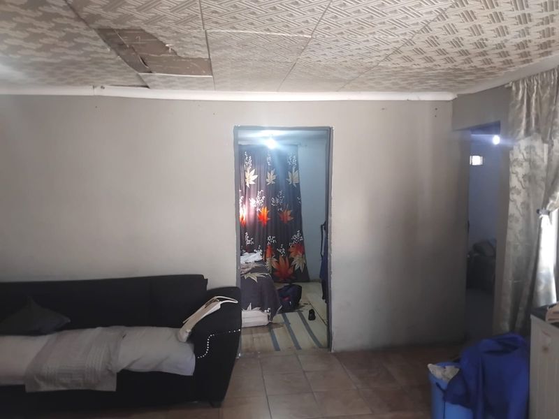 A 3 BEDROOM CORNER HOUSE FOR SALE IN DELFT - Photo 6