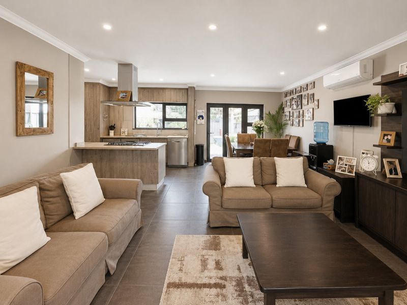 Family gem in Buurendal with luxe touches - Photo 2