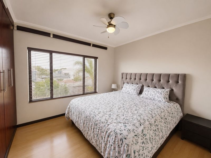 Greenstone Hill Gem with Open Plan Living and balcony with built in Braai. - Photo 8