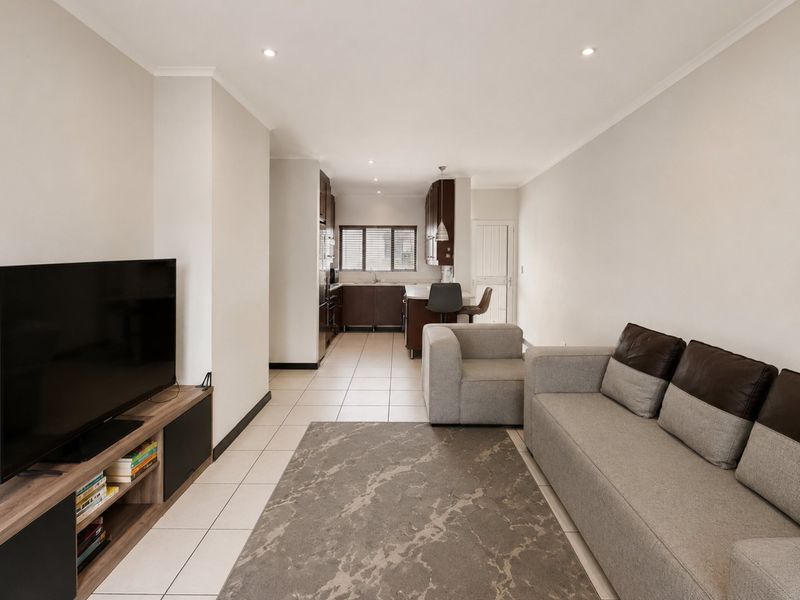 Greenstone Hill Gem with Open Plan Living and balcony with built in Braai. - Photo 6