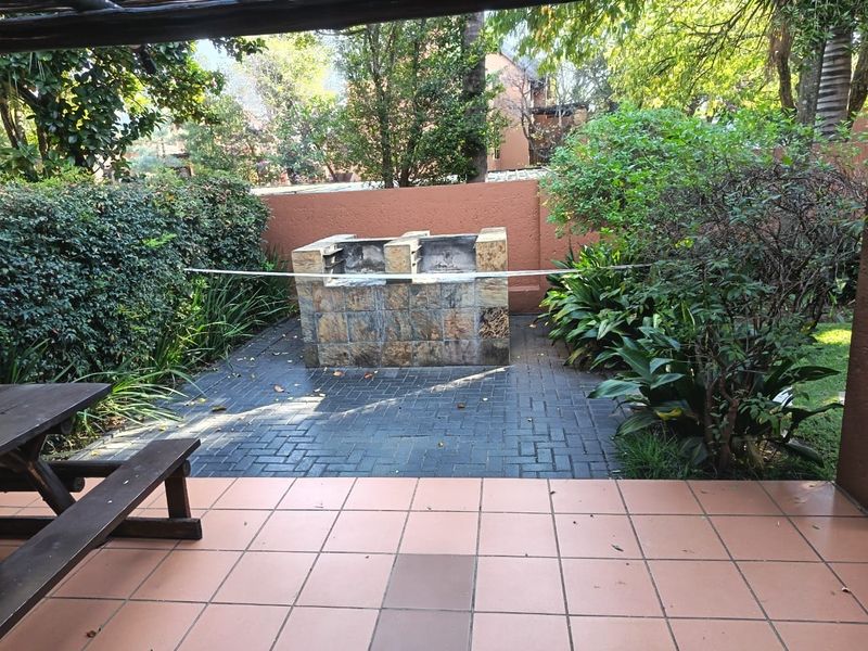 URGENT SALE – Luxury Apartment in Sunninghill, Sandton  - Photo 8