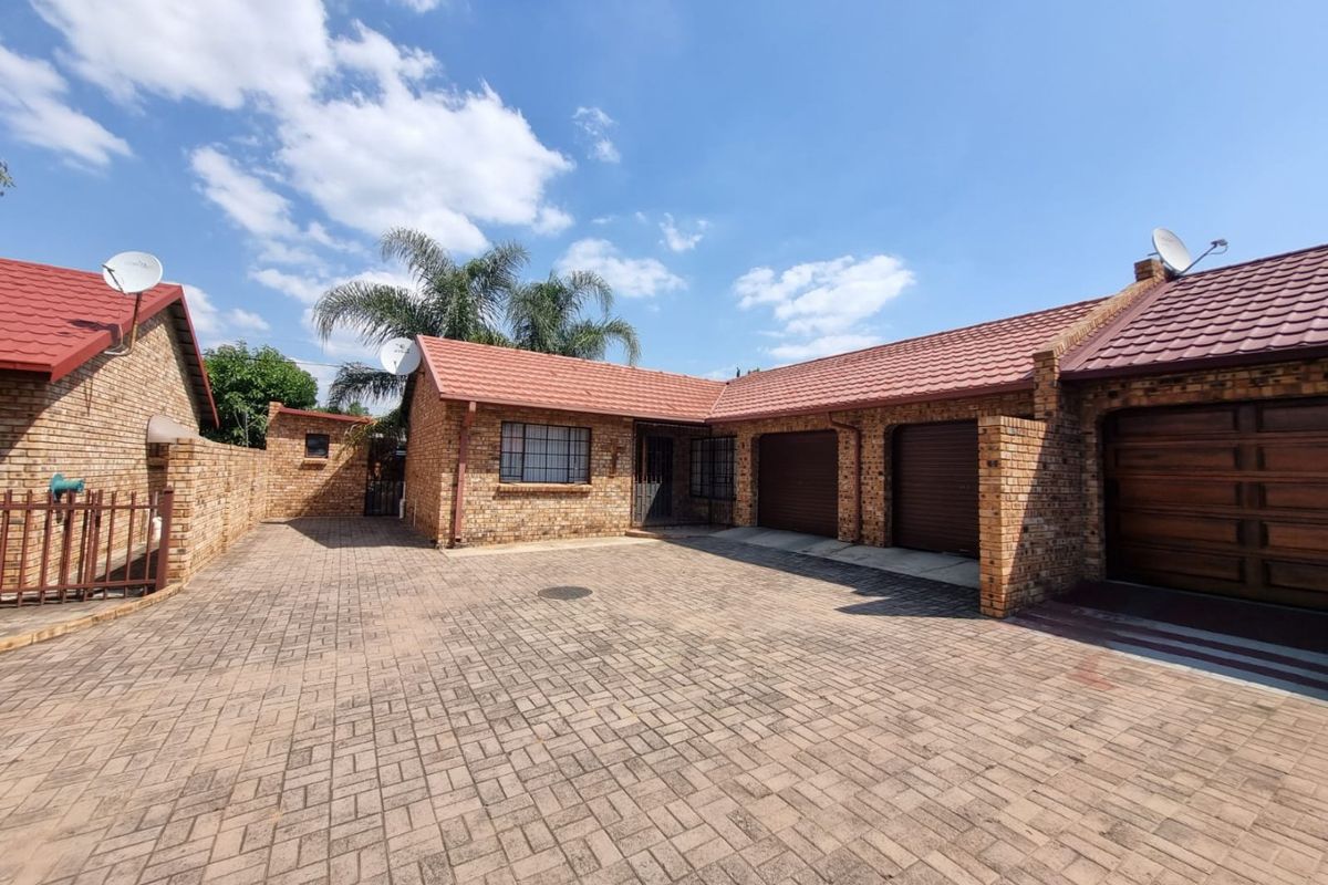 House for sale in Modimolle - Photo 2