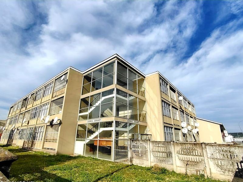 3 Bedroom Apartment in King Williams Town Central Rental - Photo 1