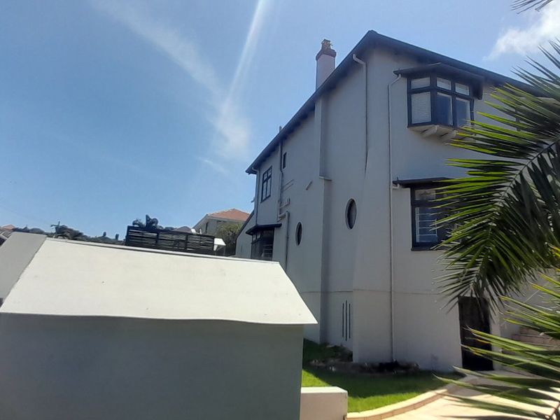 Luxurious Classic Residence. - Photo 2