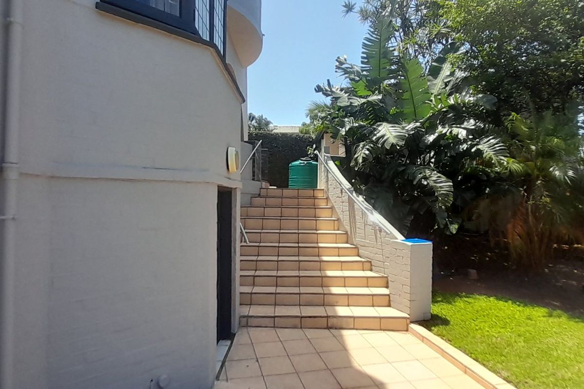 Luxurious Classic Residence. - Photo 4