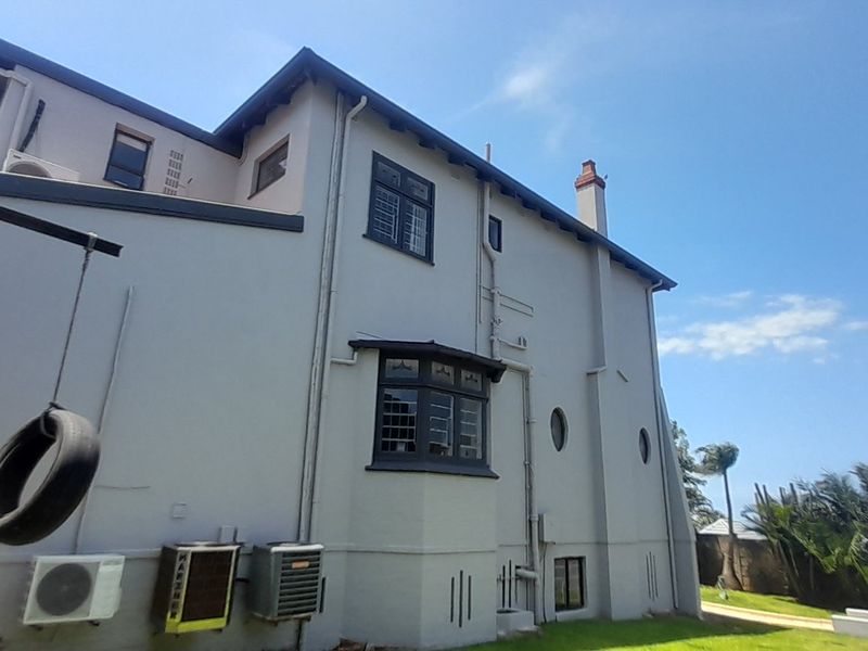 Luxurious Classic Residence. - Photo 3