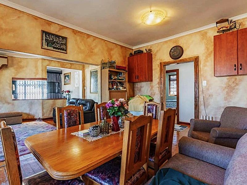 A property with options - Photo 3