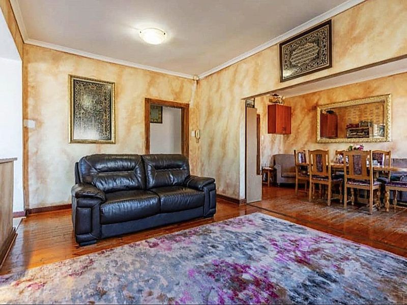 A property with options - Photo 6