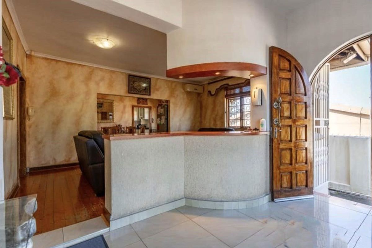 A property with options - Photo 4