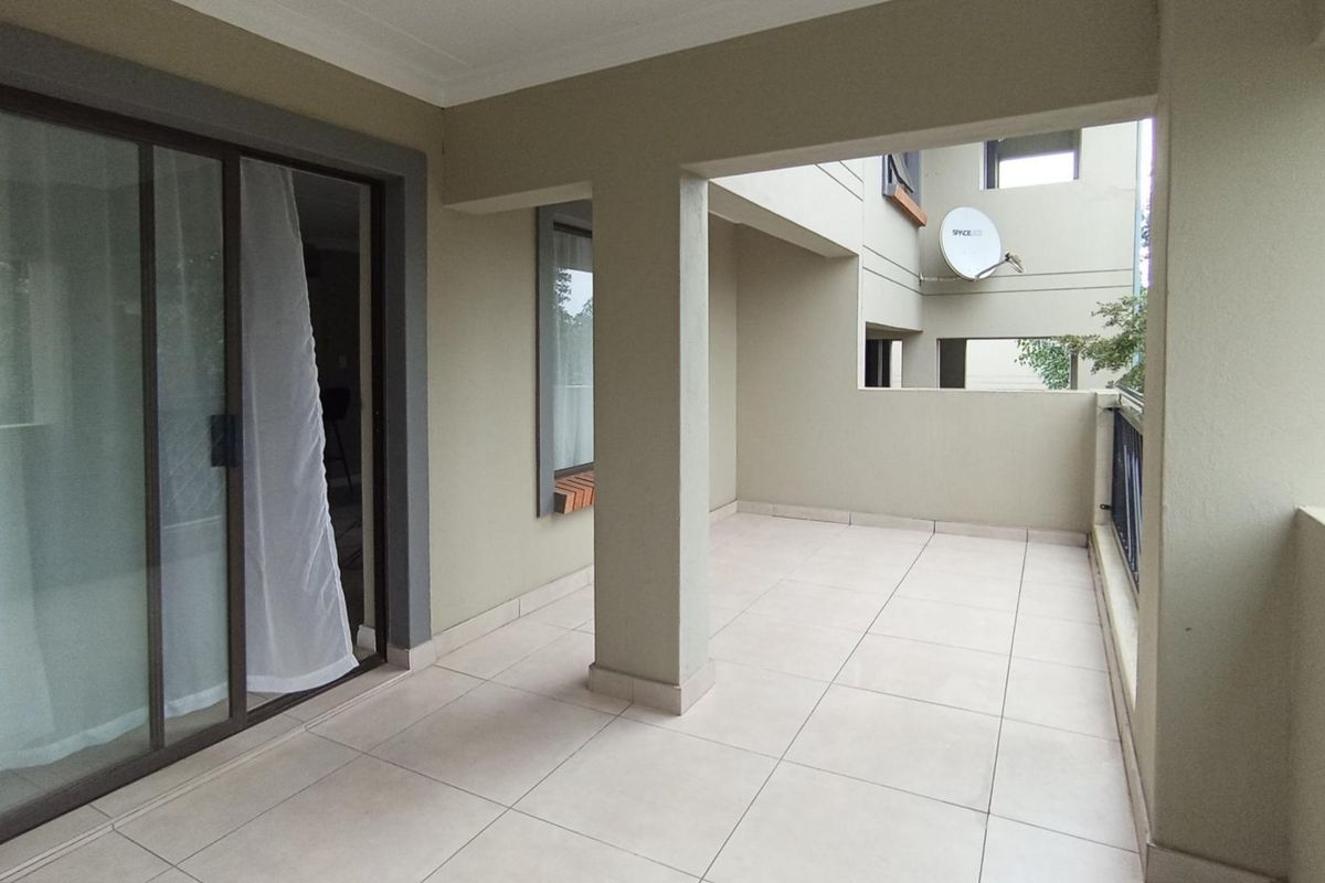 Charming Double-Storey Townhouse with Private Garden in Secure Riverbend Estate, Kyalami Hills - Photo 2