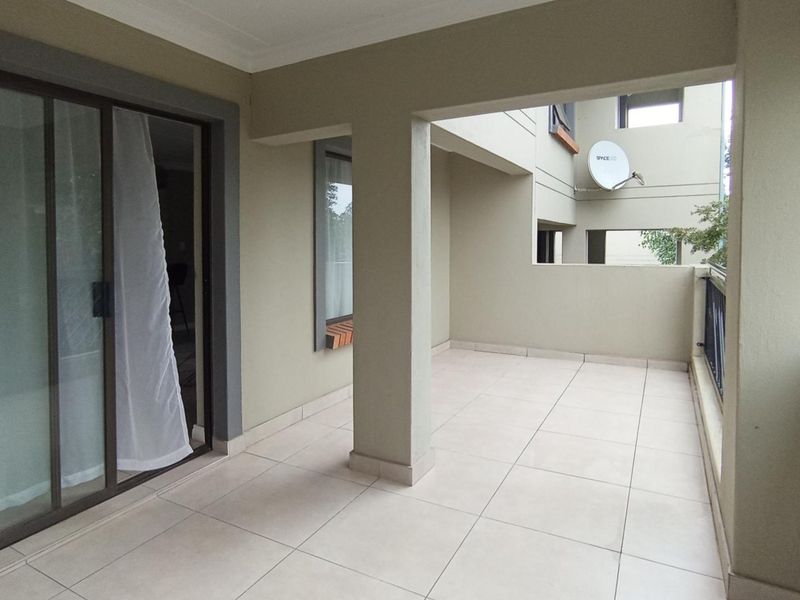 Charming Double-Storey Townhouse with Private Garden in Secure Riverbend Estate, Kyalami Hills - Photo 2