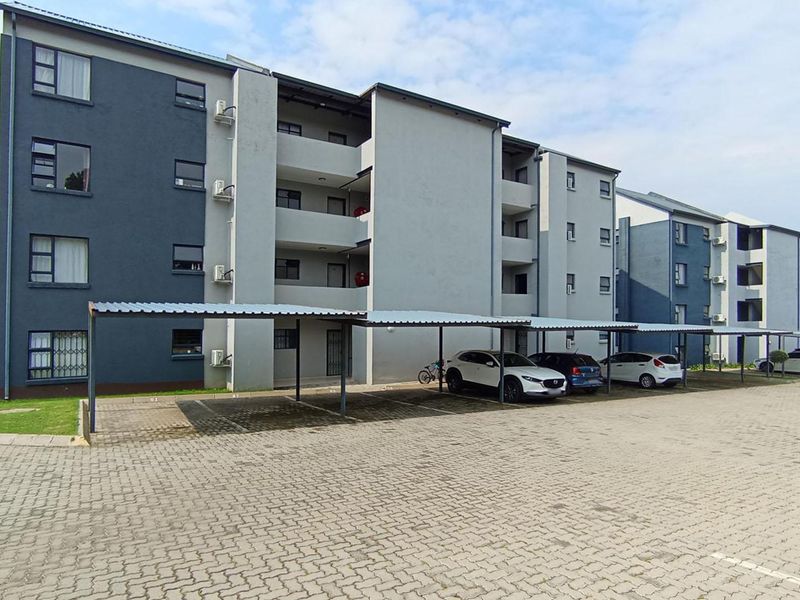 Charming 1-Bedroom First-Floor Apartment for Sale in Glen Acres Park Estate, Glen Austin, Midrand - Photo 10