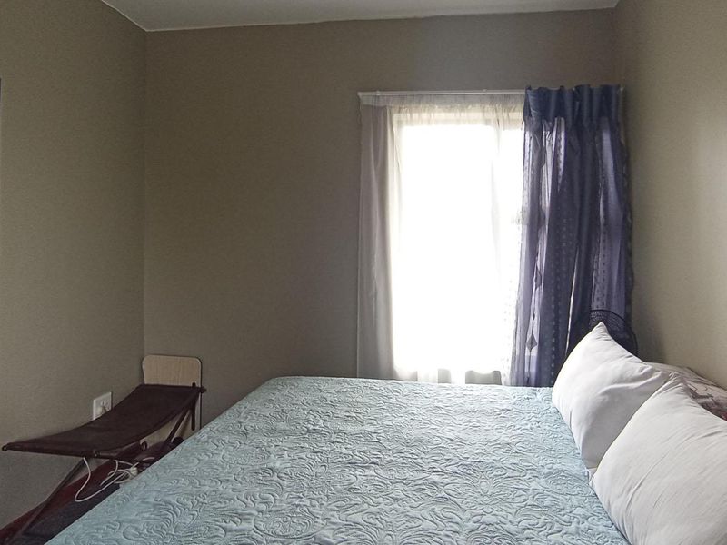 Charming 1-Bedroom First-Floor Apartment for Sale in Glen Acres Park Estate, Glen Austin, Midrand - Photo 6