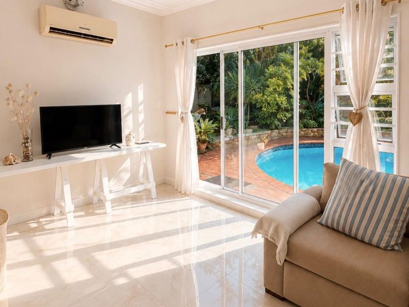Beach Accommodation La Lucia  - Photo 7