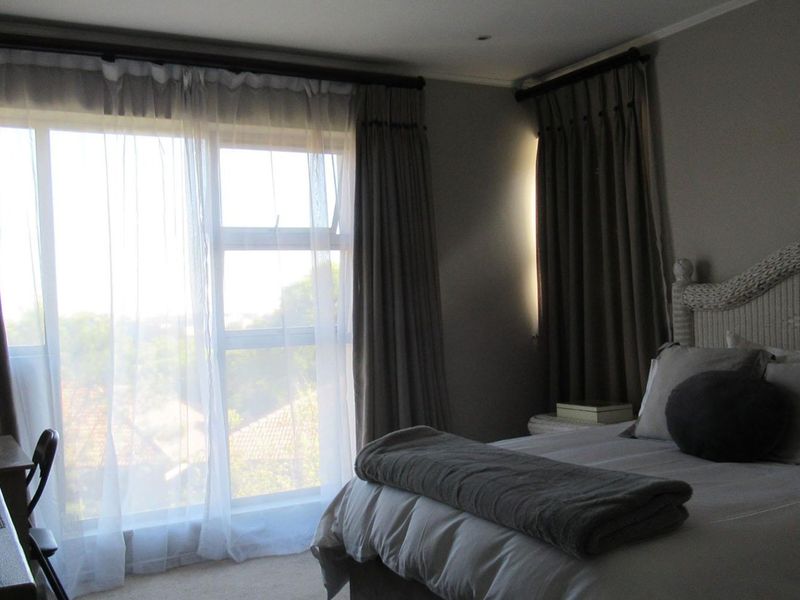 2 bed 2 bath apartment for sale Houghton Estate - Photo 4
