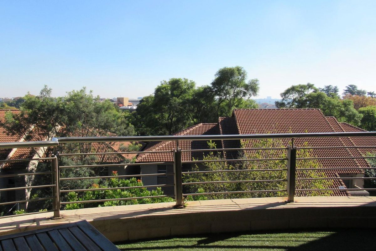 2 bed 2 bath apartment for sale Houghton Estate - Photo 5