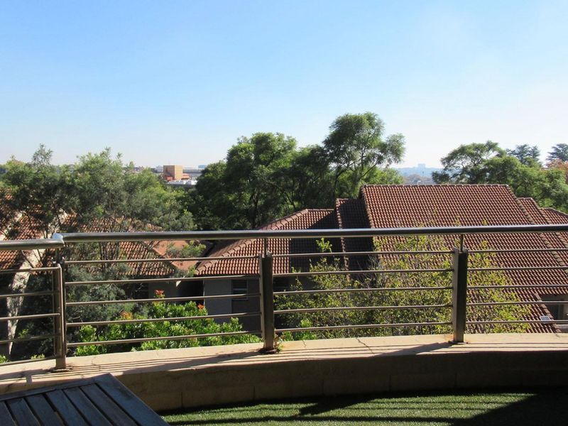 2 bed 2 bath apartment for sale Houghton Estate - Photo 5