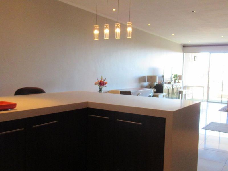 2 bed 2 bath apartment for sale Houghton Estate - Photo 7