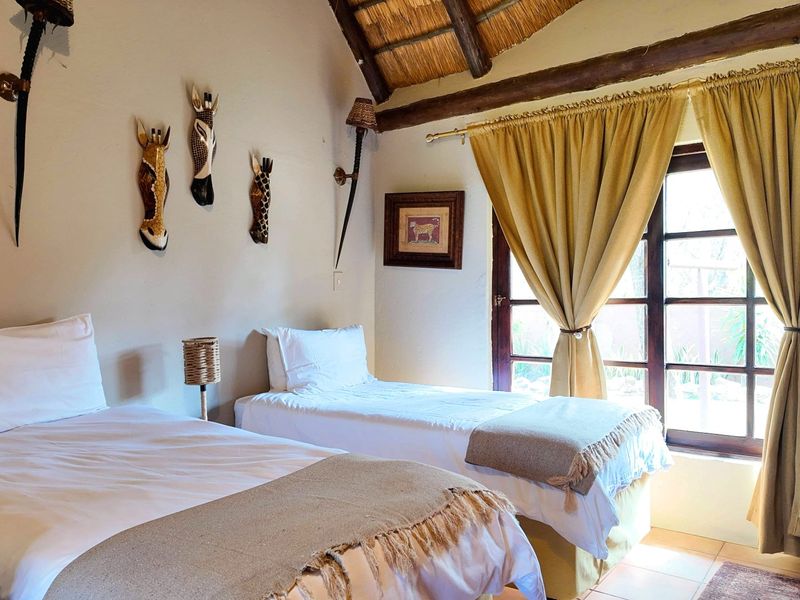 5 Star Game Lodge ideal For Safari-Outfitter - Photo 2