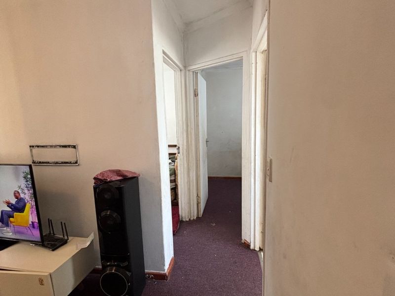 Two bedroom home & flatlet with rental income potential... - Photo 6