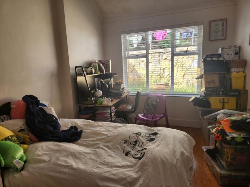 3 Bedroom Family home with granny flat - Photo 4