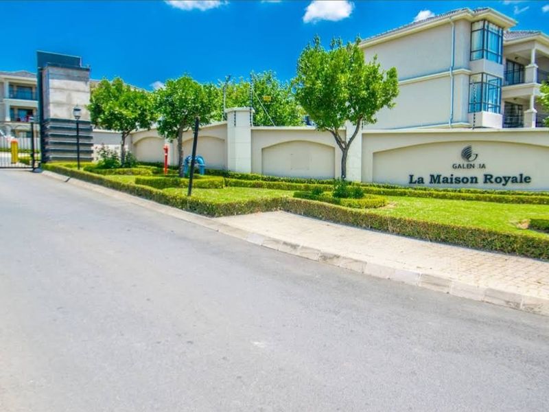 2 Bedrooms 2 Bathrooms apartment available IMMEDIATELY - Photo 1