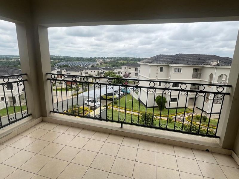 2 Bedrooms 2 Bathrooms apartment available IMMEDIATELY - Photo 7