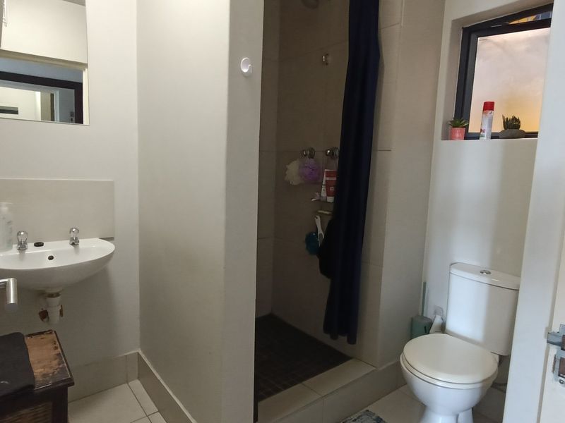 Stunning 2-Bedroom Apartment to Let in Thornton - Photo 7