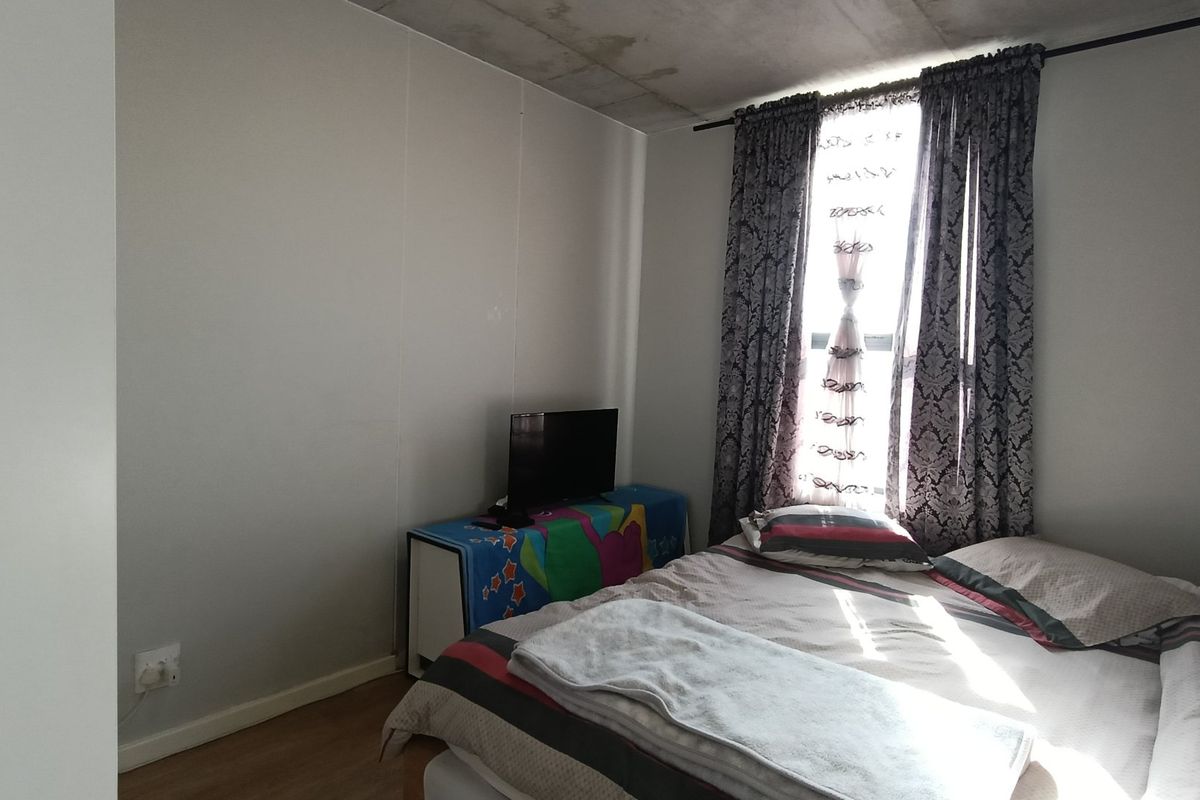 Stunning 2-Bedroom Apartment to Let in Thornton - Photo 3